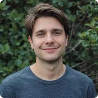 Oliver Bennett